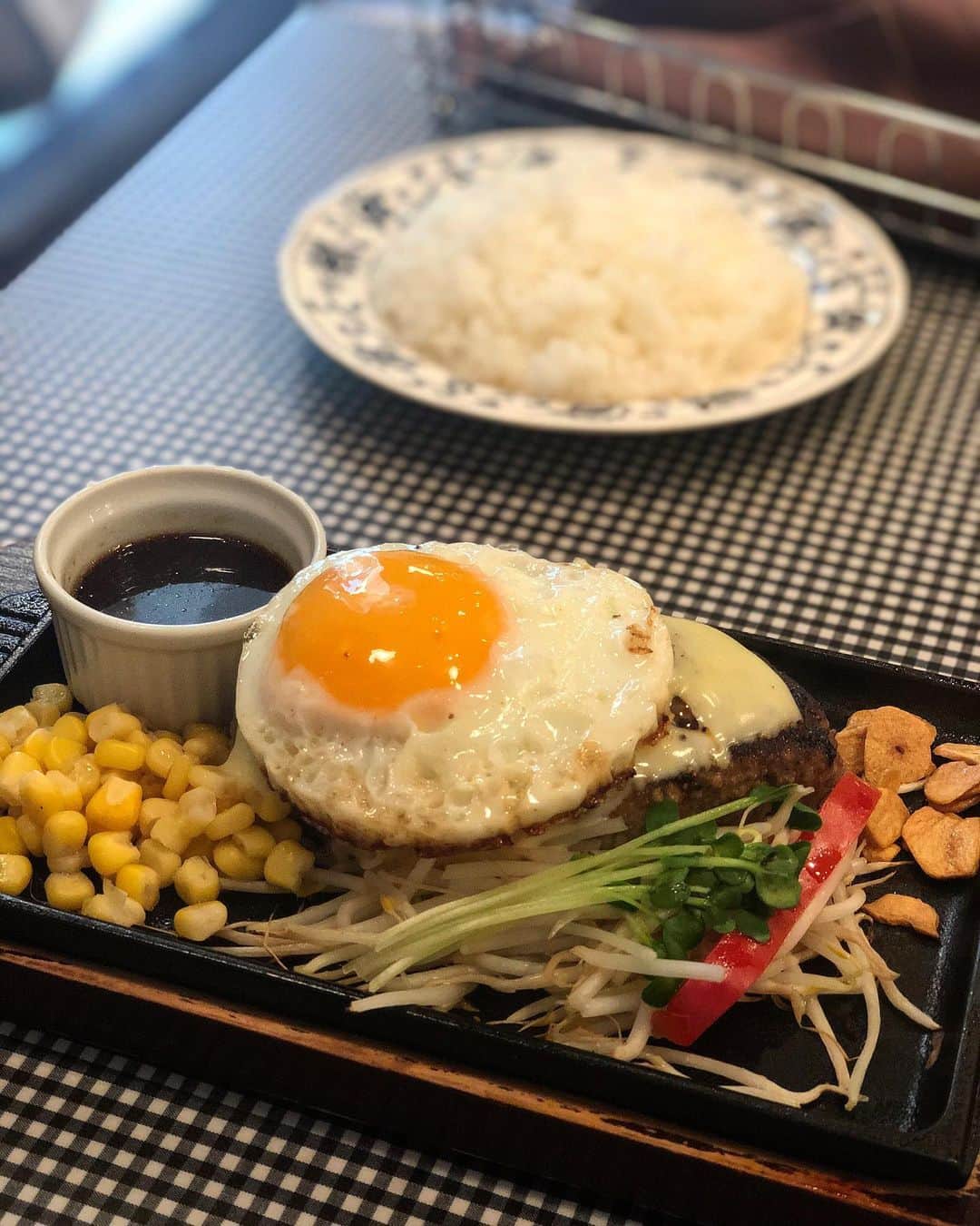 沢辺りおんのグルメインスタ