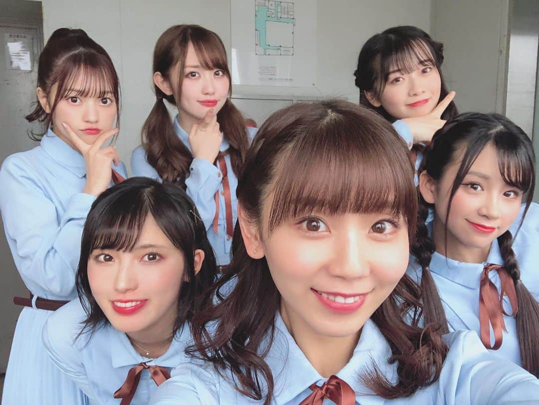 吉川千愛のインスタグラム：「揃った🥳  #LinQ #こんにちあ　#あいんちゅ #吉川千愛　#福岡　#fukuoka  #天神　#tenjin #hakata #博多」