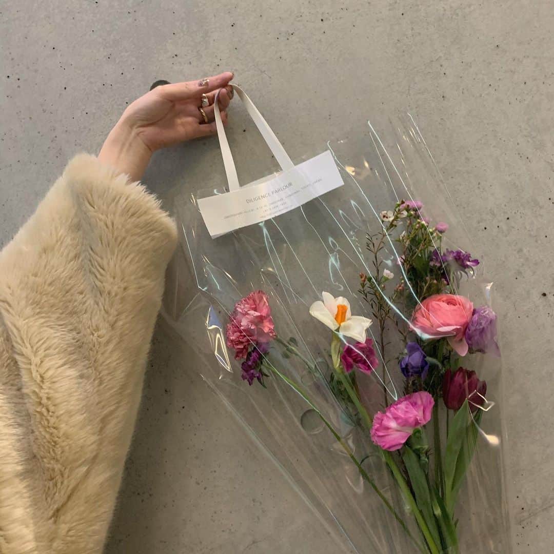 のインスタグラム：「𝙵𝚕𝚘𝚠𝚎𝚛𖧷𖧷𖧷」