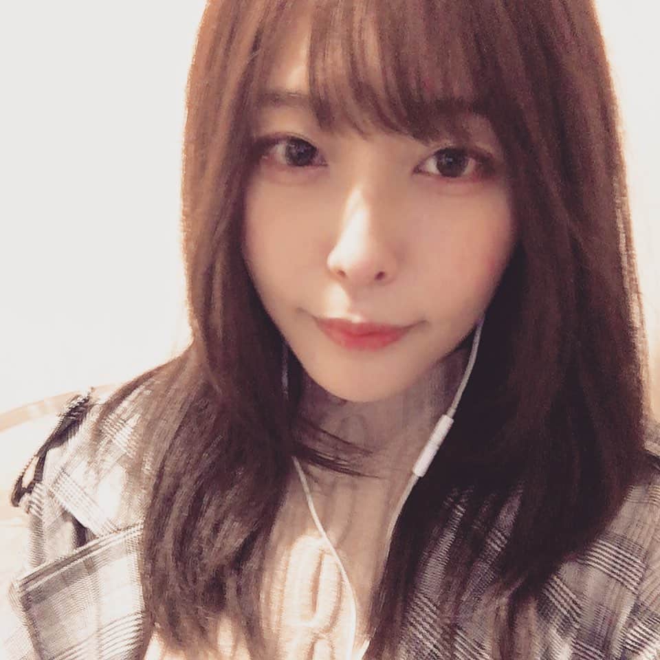 藤咲きく乃さんのインスタグラム写真 - (藤咲きく乃Instagram)「髪短くなりました〜」1月27日 21時33分 - kikuchyaso