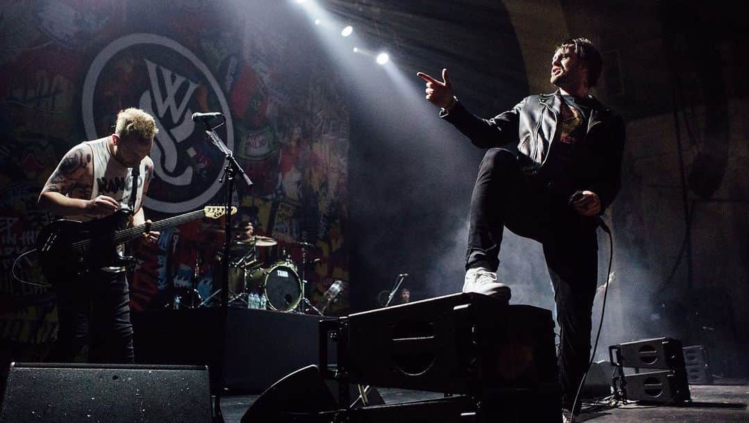 Kerrang!さんのインスタグラム写真 - (Kerrang!Instagram)「While She Sleeps slay their biggest ever headline show. Check the full gallery on kerrang.com. . . . 📸: @andyforduk  #whileshesleeps #wss #metal #hardcore #metalcore #youarewe」1月27日 21時35分 - kerrangmagazine_