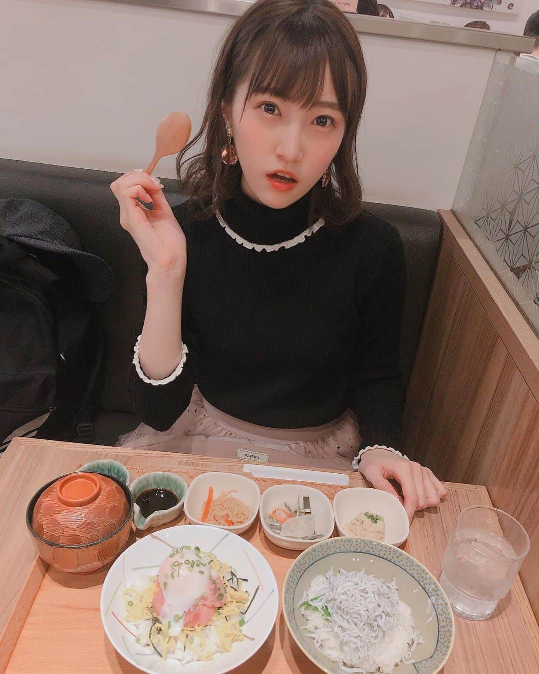 坂本 愛玲菜さんのインスタグラム写真 - (坂本 愛玲菜Instagram)「おいしいごはんを食べてるとき、ほんとに幸せ☺︎」1月27日 21時35分 - erena_hkt48