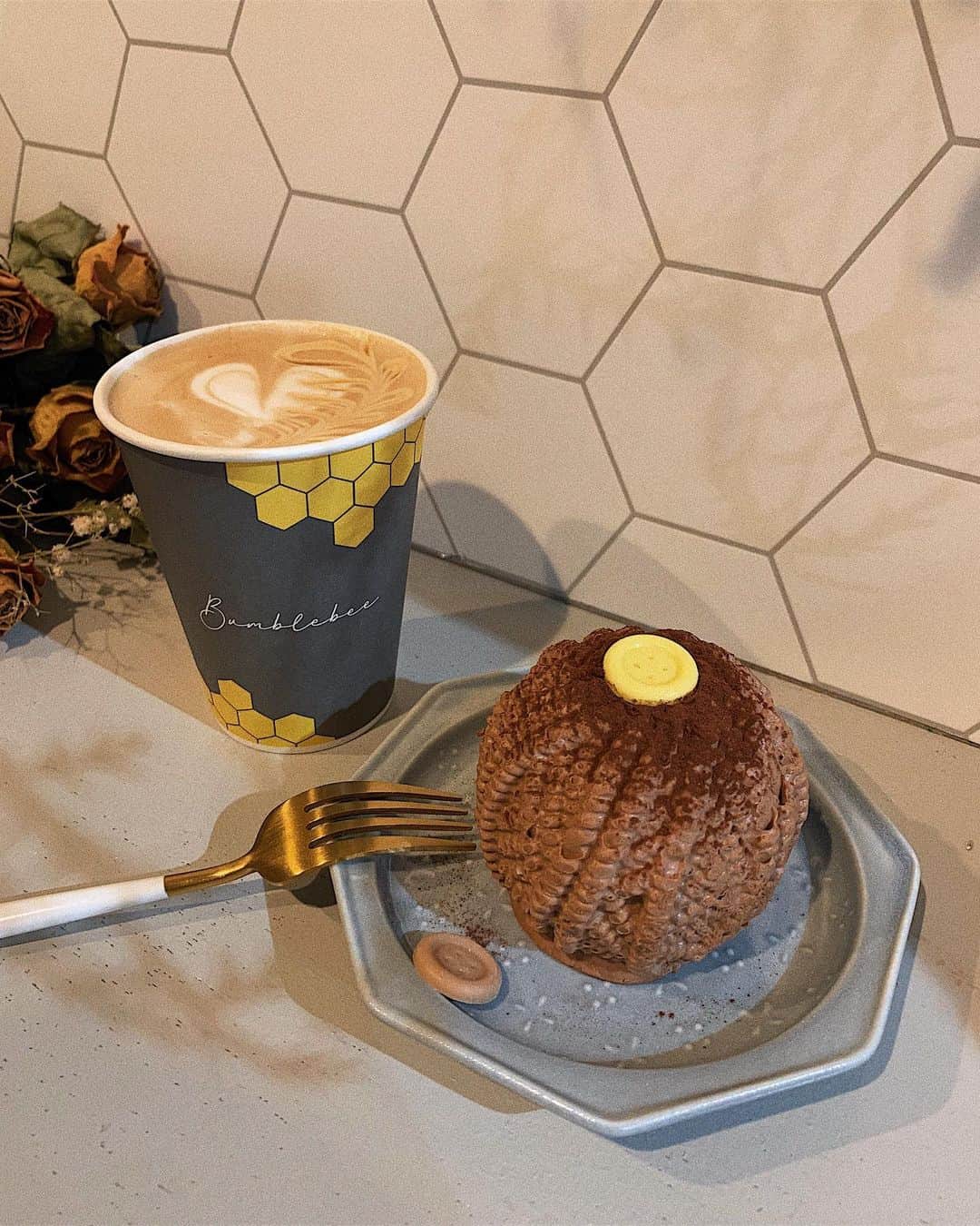 草野春香のグルメインスタ