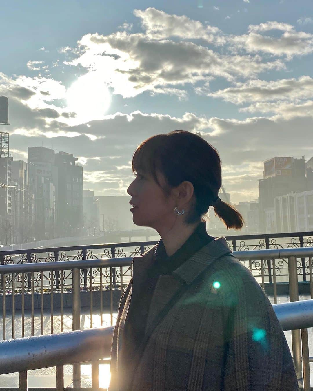 佐藤栞里さんのインスタグラム写真 - (佐藤栞里Instagram)「. 毎月のお楽しみが増えました、、 食べてます。幸せです。 記念すべきはじめての回は福岡へ！ 1泊2日で行ってきましたよ☺️ #MORE #またご報告しますね！」1月27日 22時32分 - satoshiori727