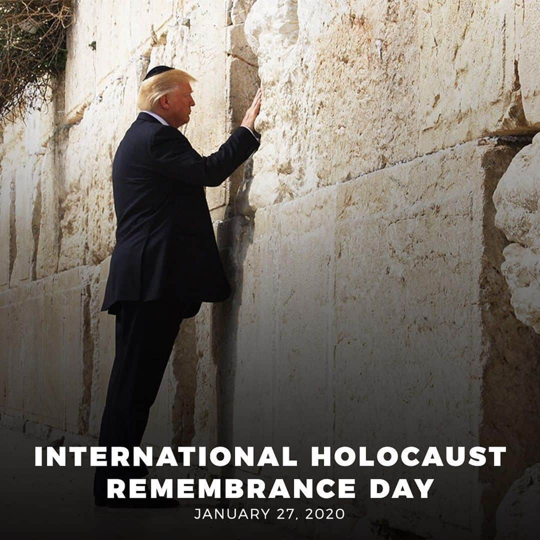 ドナルド・トランプさんのインスタグラム写真 - (ドナルド・トランプInstagram)「#Repost @teamtrump ・・・ Today, we honor and remember the millions of Jewish people and all other victims who perished in the Holocaust.  With one voice, we say #NeverAgain.」1月28日 8時11分 - realdonaldtrump