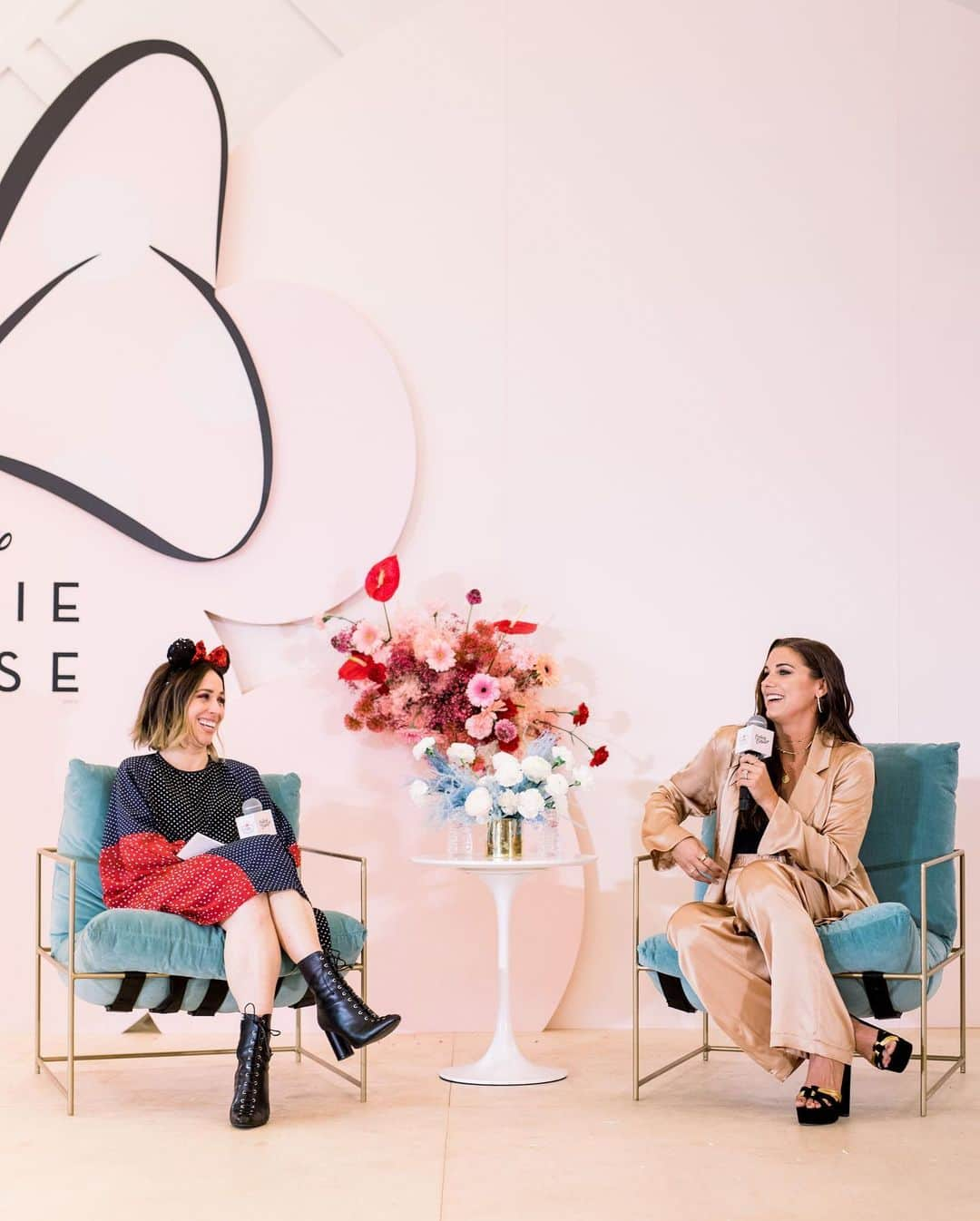 アレックス・モーガンさんのインスタグラム写真 - (アレックス・モーガンInstagram)「Had such a fun time at the @createcultivate @minniestyle Polka Dot Summit! Loved sharing my story and encouraging women to be bold and stay positive in their life and careers. #minniestyle #CCpolkadotsummit #ad」1月28日 8時20分 - alexmorgan13