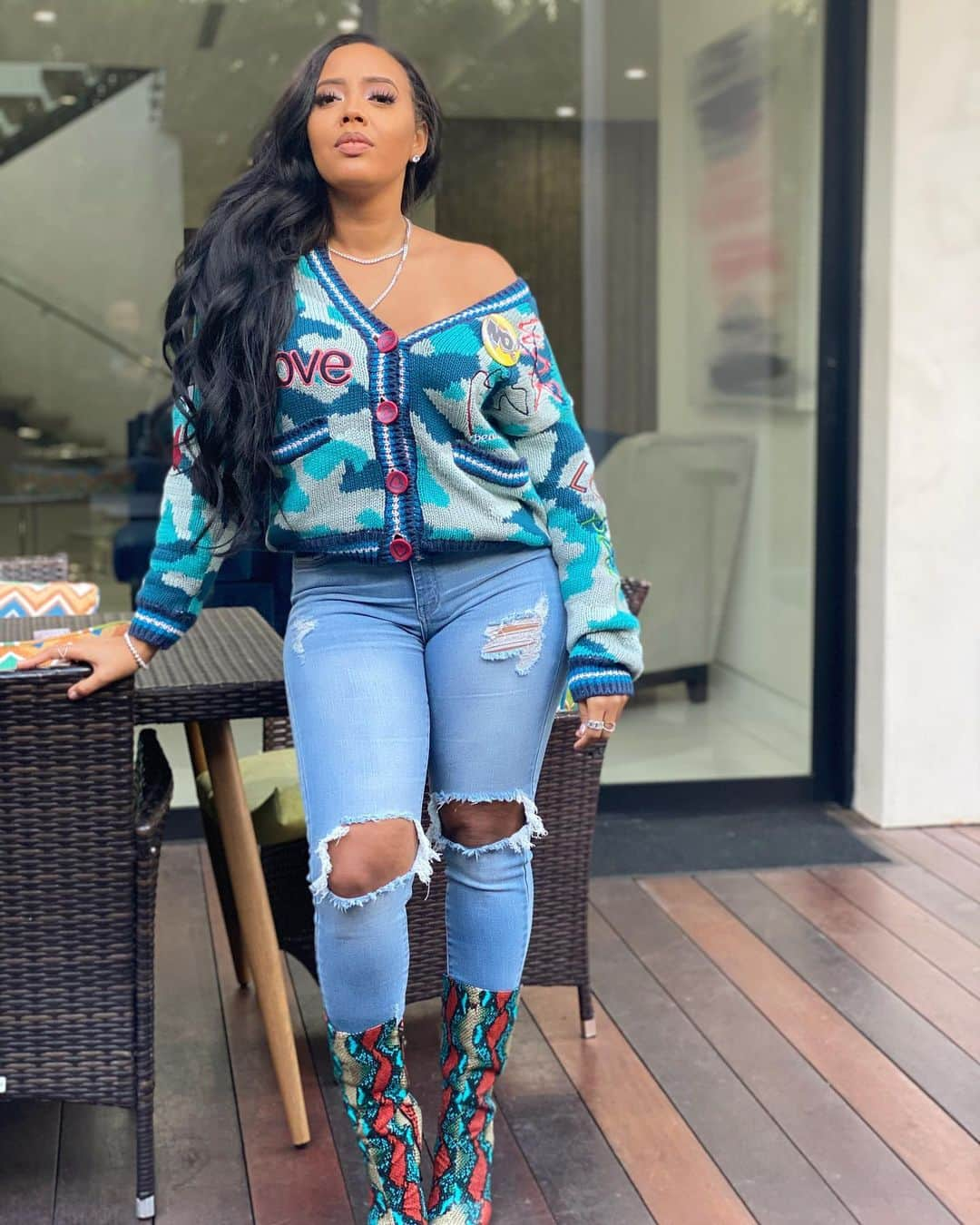 Angela Simmonsさんのインスタグラム写真 - (Angela SimmonsInstagram)「Living in each moment .....Snapping as many pictures as I can while I can ♥️ Denim : @fashionnova FashionNovaPartner」1月28日 9時02分 - angelasimmons