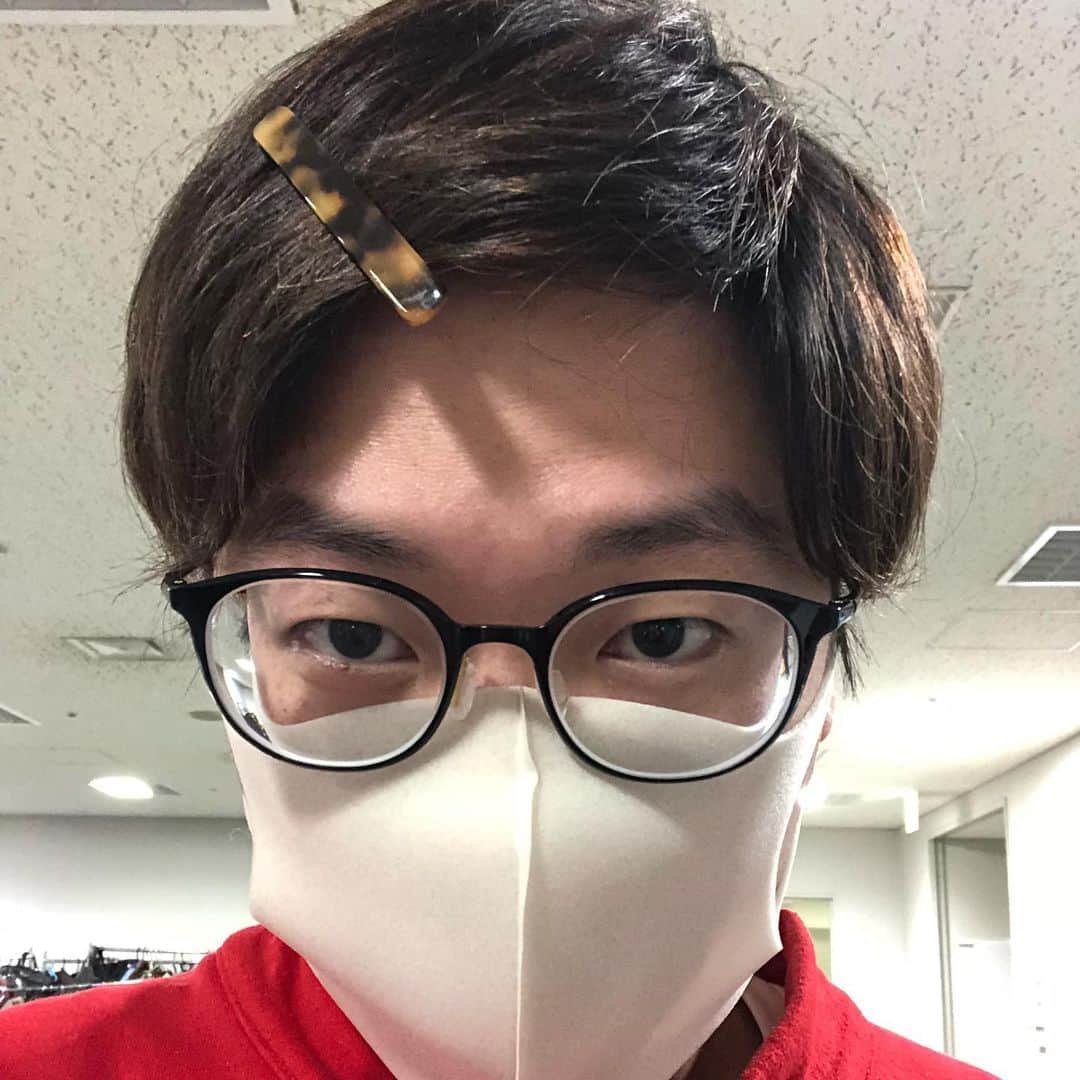 羽尻紘規のインスタグラム：「これ、懐かしい。 一時期前髪ピンで留めてたな。 きもいな。」