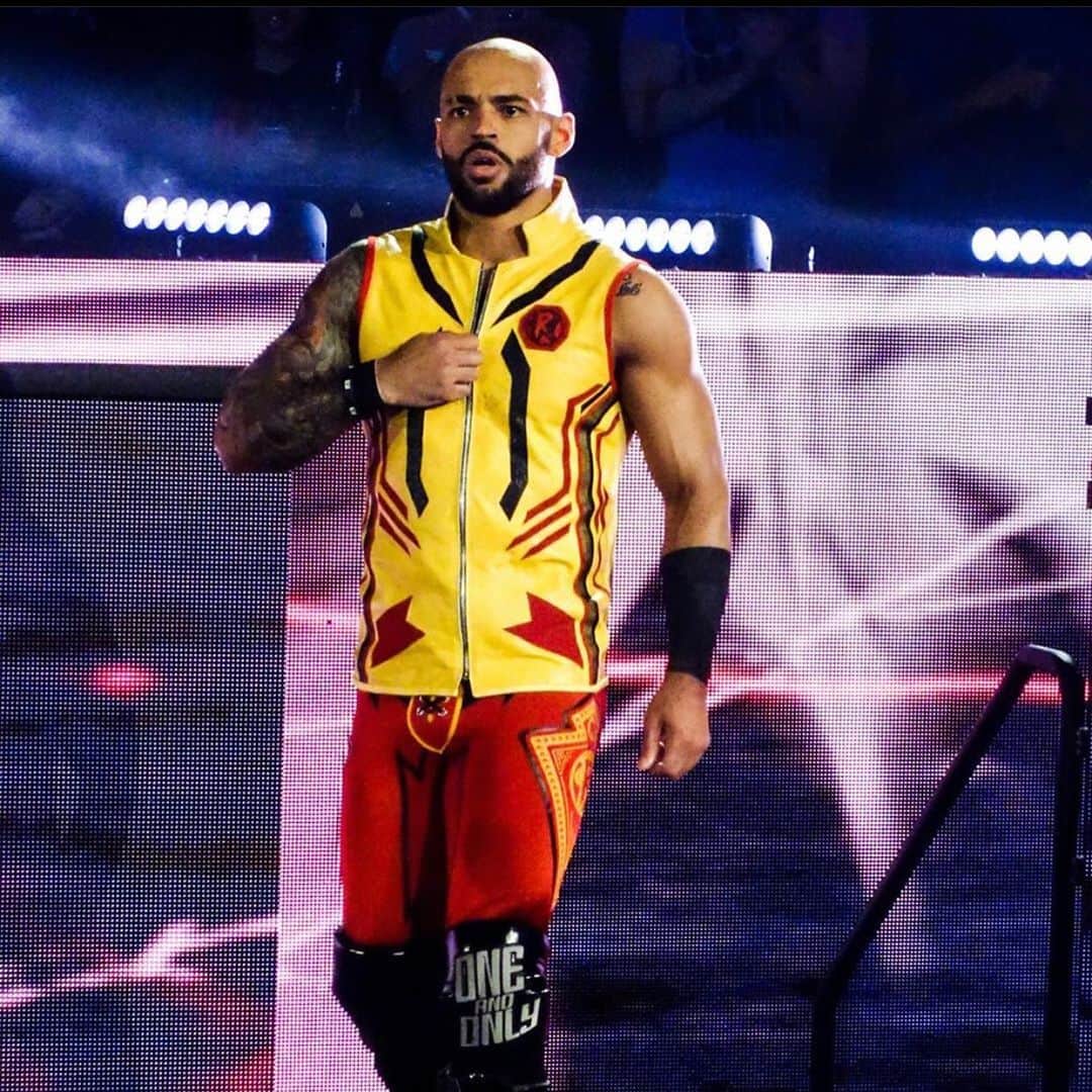 リコシェさんのインスタグラム写真 - (リコシェInstagram)「Let’s do work. #15」1月28日 2時22分 - kingricochet