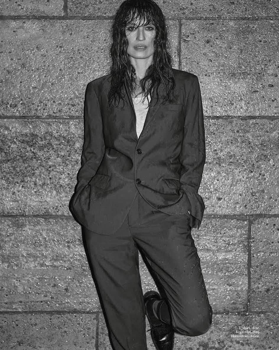 カロリーヌ・ド・メグレのインスタグラム：「🇬🇷 Vogue Greece 🇬🇷 by @nicobustos @voguegreece (February) HMU @cami.arnaud Styled by @luciawegier @saifoo7」
