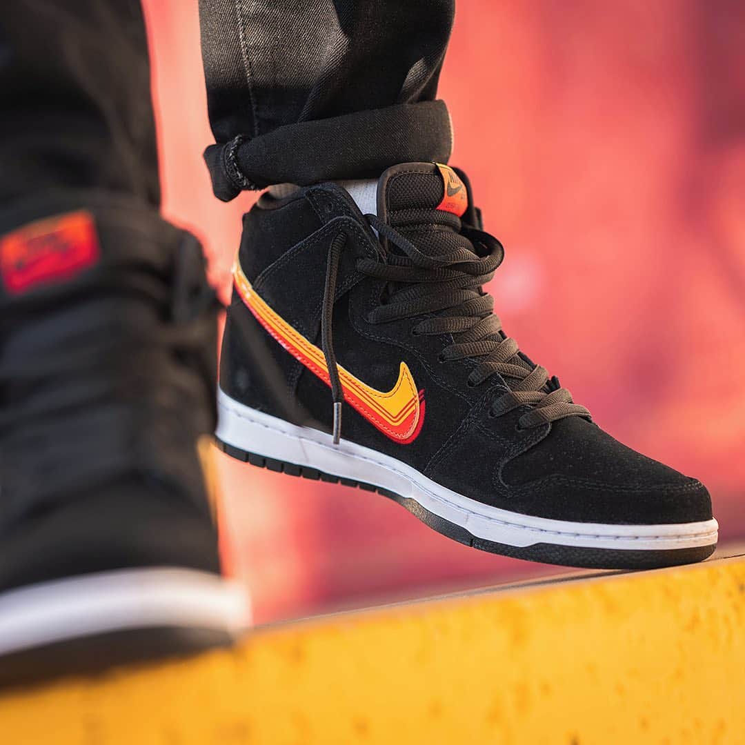 HYPEBEASTさんのインスタグラム写真 - (HYPEBEASTInstagram)「@hypebeastkicks: @nikesb continues its “Truck It” pack with the unveiling and upcoming release of a Dunk High Pro, appearing in “Black/University Gold/Team Orange.” This Nike SB Dunk High draws inspiration from the decals and stripes found on RV’s from the 1970s. Pick up a pair for yourself at retailers such as @43einhalb for $121 USD when they drop on February 1.⁠⠀ Photo: 43einhalb」1月28日 4時17分 - hypebeast