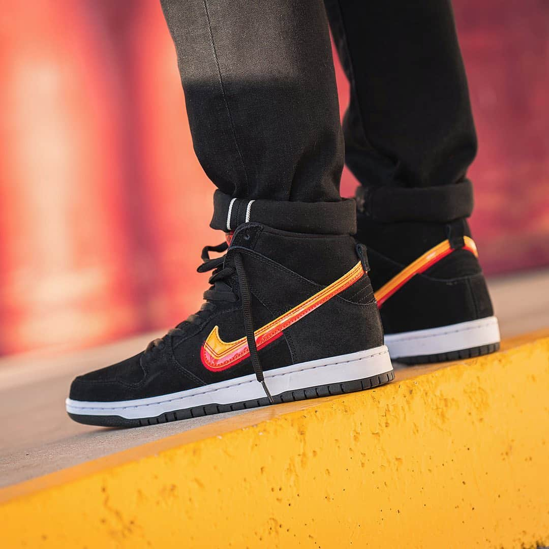 HYPEBEASTさんのインスタグラム写真 - (HYPEBEASTInstagram)「@hypebeastkicks: @nikesb continues its “Truck It” pack with the unveiling and upcoming release of a Dunk High Pro, appearing in “Black/University Gold/Team Orange.” This Nike SB Dunk High draws inspiration from the decals and stripes found on RV’s from the 1970s. Pick up a pair for yourself at retailers such as @43einhalb for $121 USD when they drop on February 1.⁠⠀ Photo: 43einhalb」1月28日 4時17分 - hypebeast