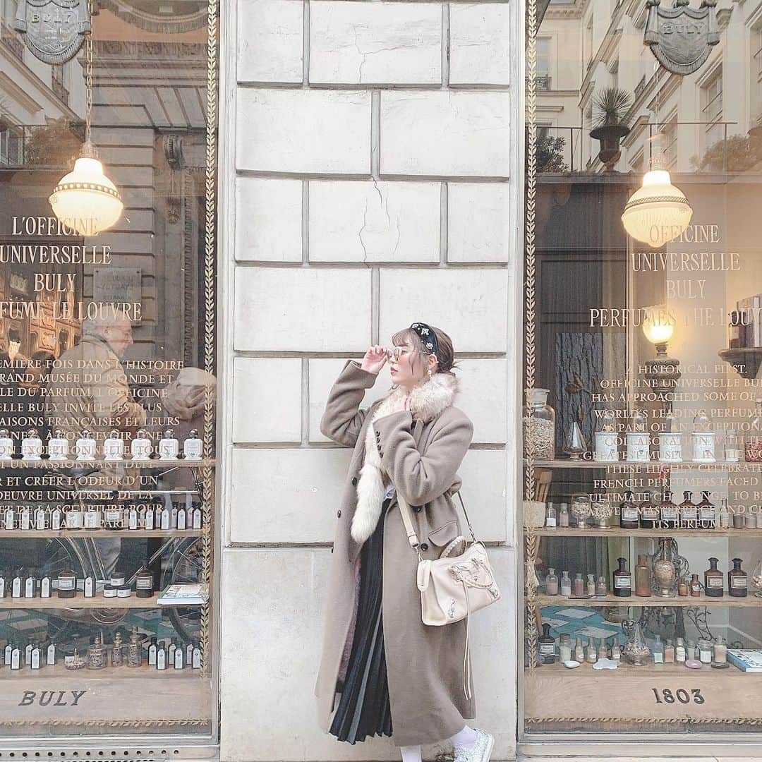 のインスタグラム：「♡ 念願の...♡ @officine_universelle_buly ： #officineuniversellebuly #paris#パリ旅行」