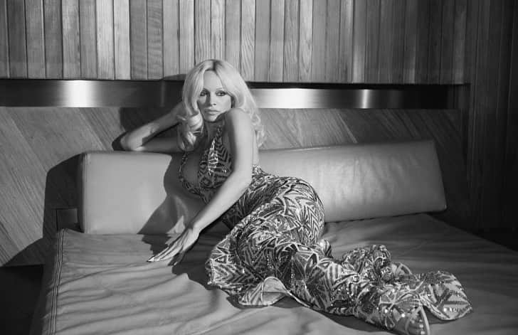 パメラ・アンダーソンさんのインスタグラム写真 - (パメラ・アンダーソンInstagram)「❤️#please」1月28日 4時42分 - pamelaanderson