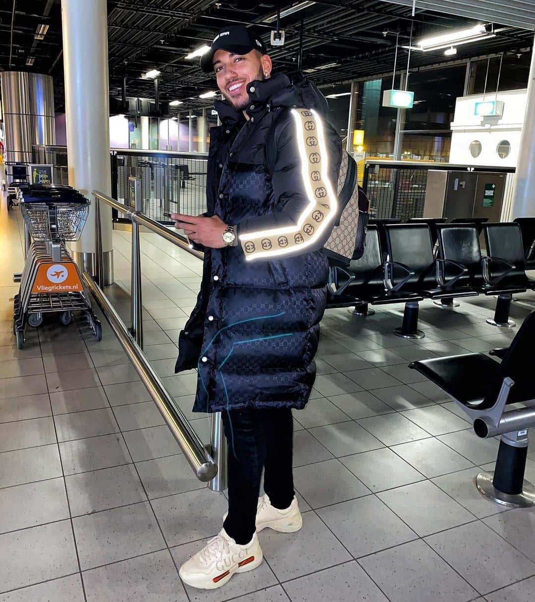 ルベン・ヴェソのインスタグラム：「Was a quick trip 🇳🇱🛩」