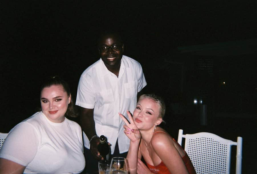 ザラ・ラーソンさんのインスタグラム写真 - (ザラ・ラーソンInstagram)「Jamaica disposables p1」1月28日 5時56分 - zaralarsson