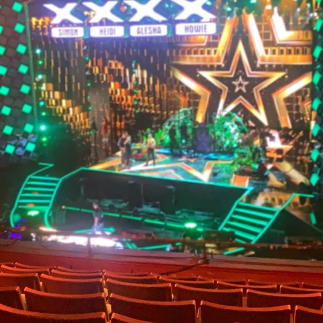 コニー・タルボットさんのインスタグラム写真 - (コニー・タルボットInstagram)「All ready to go🇺🇸 @agt THE CHAMPIONS tonight. Can’t wait for you to see it❤️」1月28日 6時34分 - officialconnietalbot