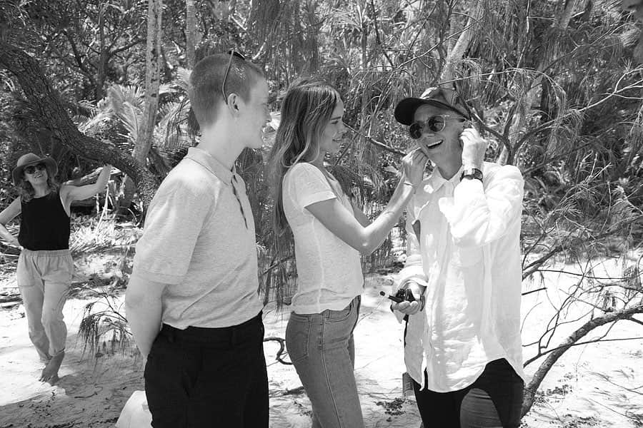 イザベル・ルーカスさんのインスタグラム写真 - (イザベル・ルーカスInstagram)「Filming in the Daintree. 🤍 Where the rainforest meets the sea and reef. 📷 @adrianmesko」1月28日 7時19分 - isabellucas