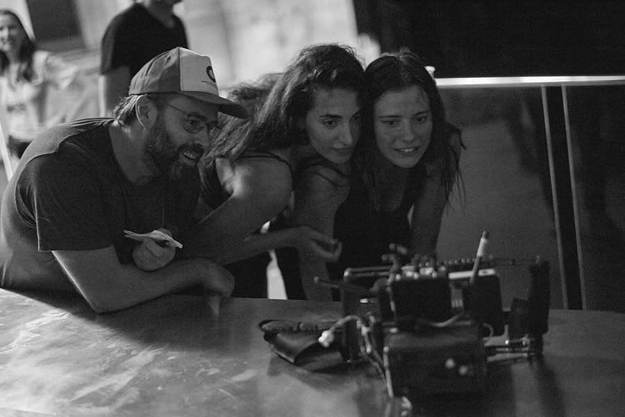 イザベル・ルーカスさんのインスタグラム写真 - (イザベル・ルーカスInstagram)「Filming in the Daintree. 🤍 Where the rainforest meets the sea and reef. 📷 @adrianmesko」1月28日 7時19分 - isabellucas