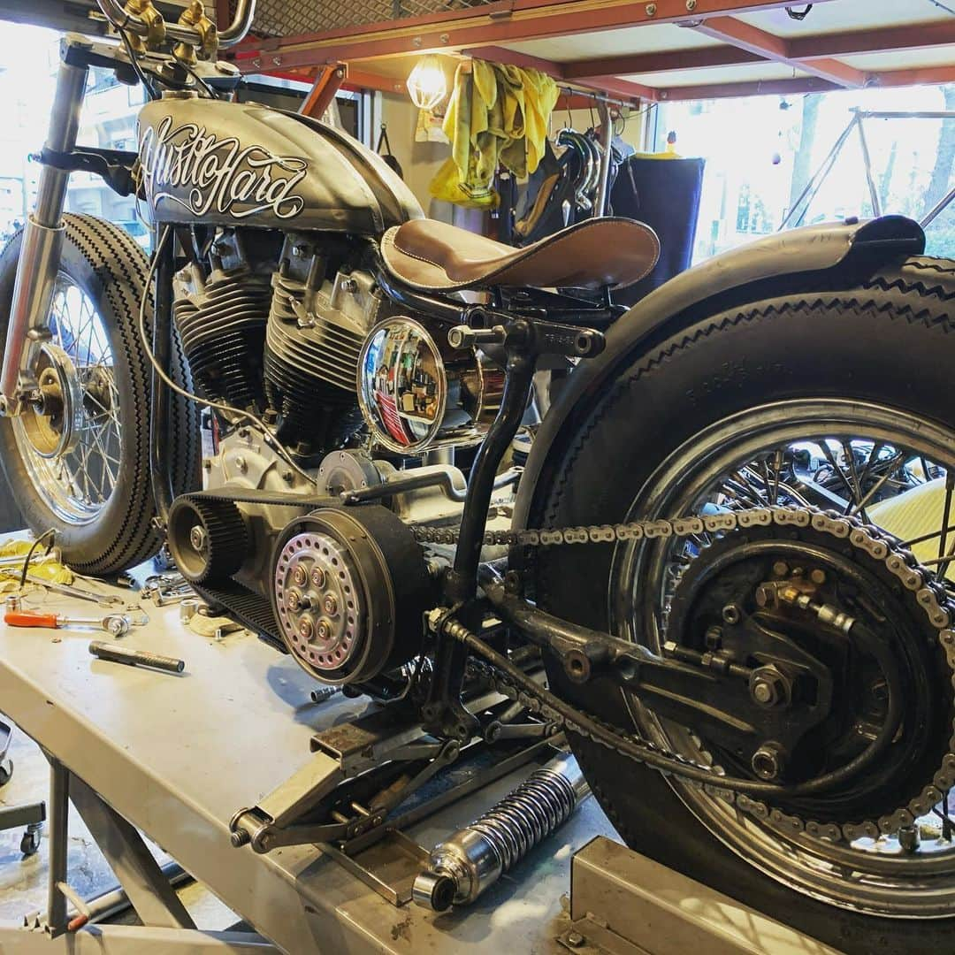 伊勢谷友介さんのインスタグラム写真 - (伊勢谷友介Instagram)「Work in progress. #cherryscompany  #earlyshovel  #harleydavidson」1月28日 10時07分 - iseya_yusuke