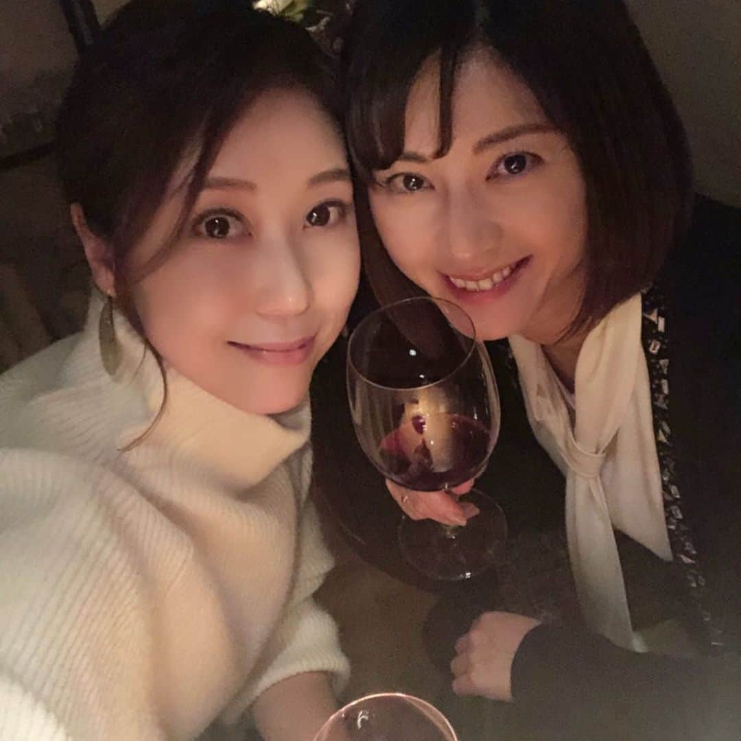 原史奈さんのインスタグラム写真 - (原史奈Instagram)「麻美ちゃんと新年会 今年も宜しくね♬ 今日はこれから初めてのお仕事 がんばりまーす！ #新年会 #今年も宜しく #ゴル友 #飲み友 ﻿#原史奈 #ゴルフ #ゴルフレッスン #ゴルフ女子 #ゴルフ男子 #ゴルフ大好き #golf #ゴルフウエア #ゴルフコーデ #ゴルフグッズ #ゴルフ動画 #ping #ピン #ping女子 #gle2 #g410 #even #archivio #アルチビオ #cuartounited」1月28日 10時25分 - fuminahara