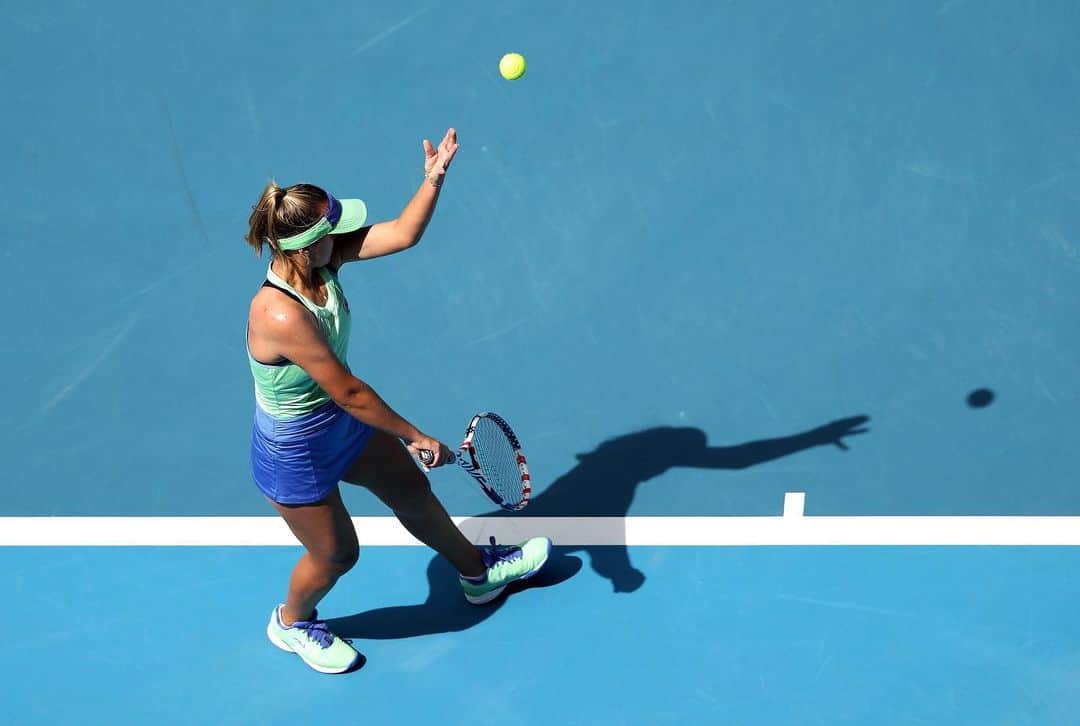 WTA（女子テニス協会）さんのインスタグラム写真 - (WTA（女子テニス協会）Instagram)「🇺🇸 @sofia.kenin is through to her first Grand Slam semifinal! 👏」1月28日 11時13分 - wta