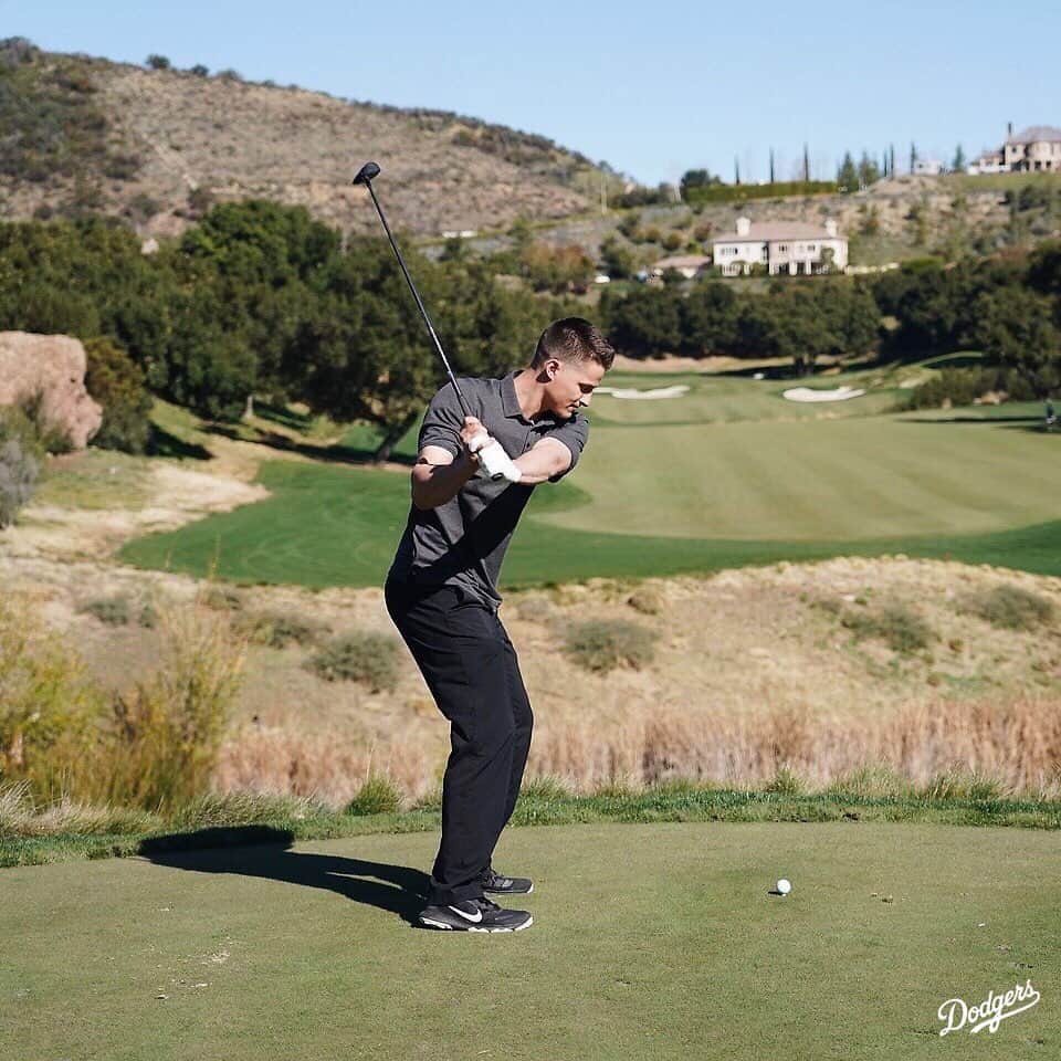 Los Angeles Dodgersさんのインスタグラム写真 - (Los Angeles DodgersInstagram)「The @jtfoundation10 hosted its fifth annual Justin Turner Golf Classic in Thousand Oaks this morning. The proceeds from the tournament will benefit children and families affected by illnesses and help veterans in the LA area.」1月28日 11時25分 - dodgers