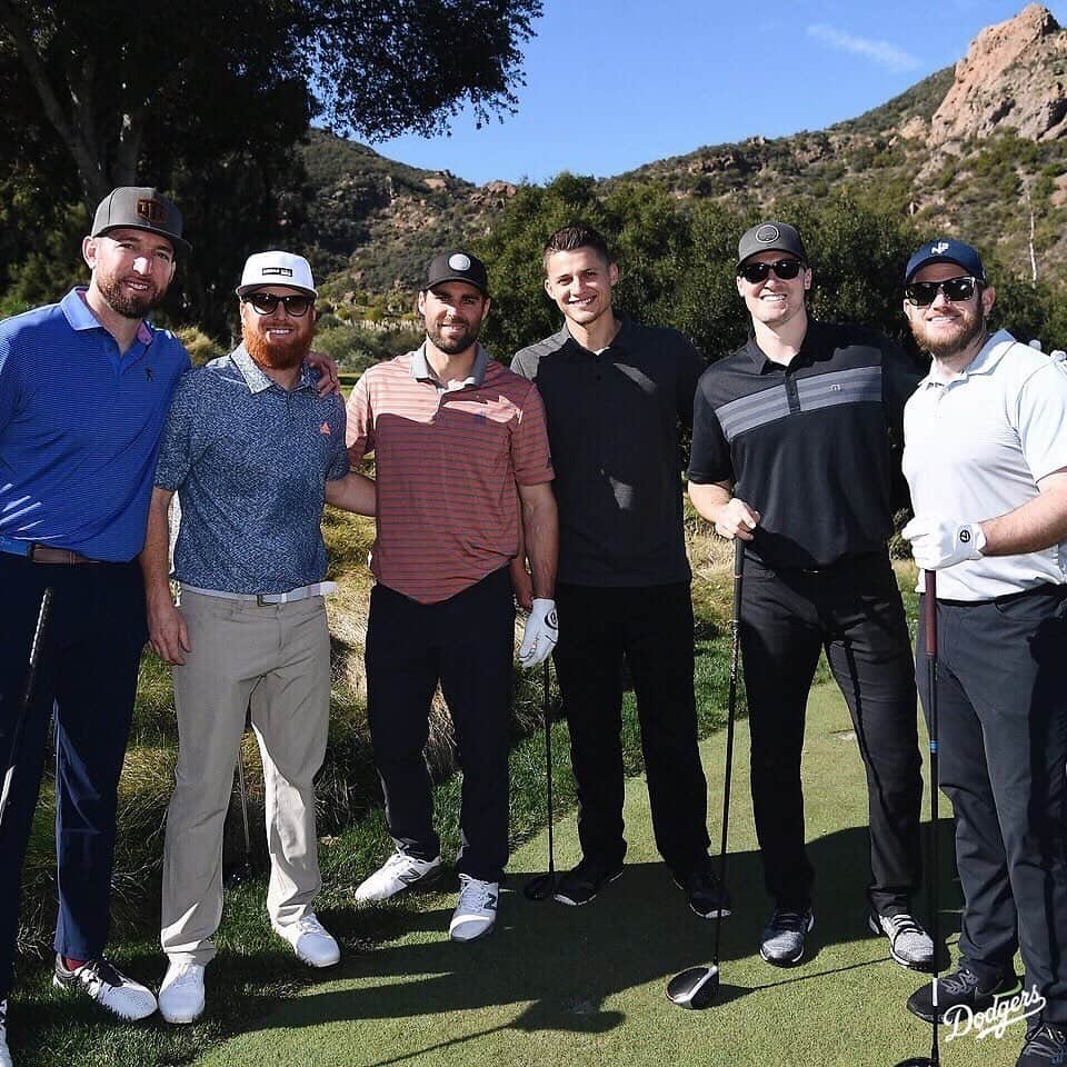 Los Angeles Dodgersさんのインスタグラム写真 - (Los Angeles DodgersInstagram)「The @jtfoundation10 hosted its fifth annual Justin Turner Golf Classic in Thousand Oaks this morning. The proceeds from the tournament will benefit children and families affected by illnesses and help veterans in the LA area.」1月28日 11時25分 - dodgers