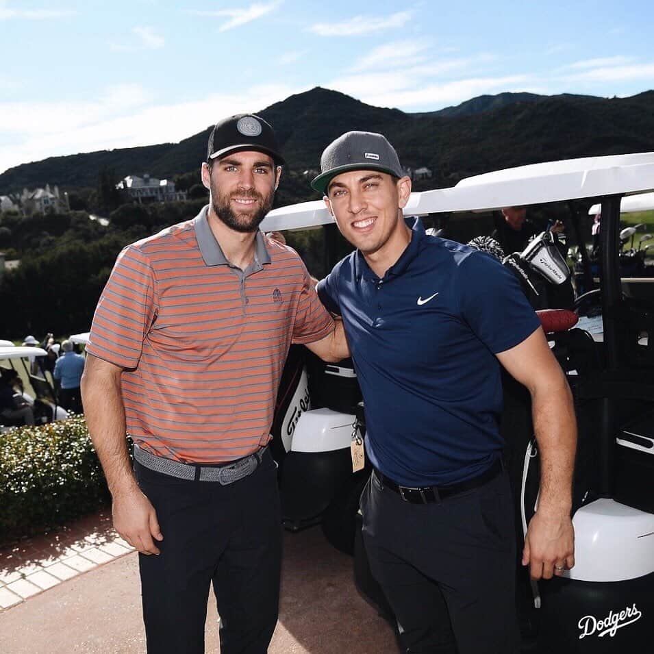 Los Angeles Dodgersさんのインスタグラム写真 - (Los Angeles DodgersInstagram)「The @jtfoundation10 hosted its fifth annual Justin Turner Golf Classic in Thousand Oaks this morning. The proceeds from the tournament will benefit children and families affected by illnesses and help veterans in the LA area.」1月28日 11時25分 - dodgers