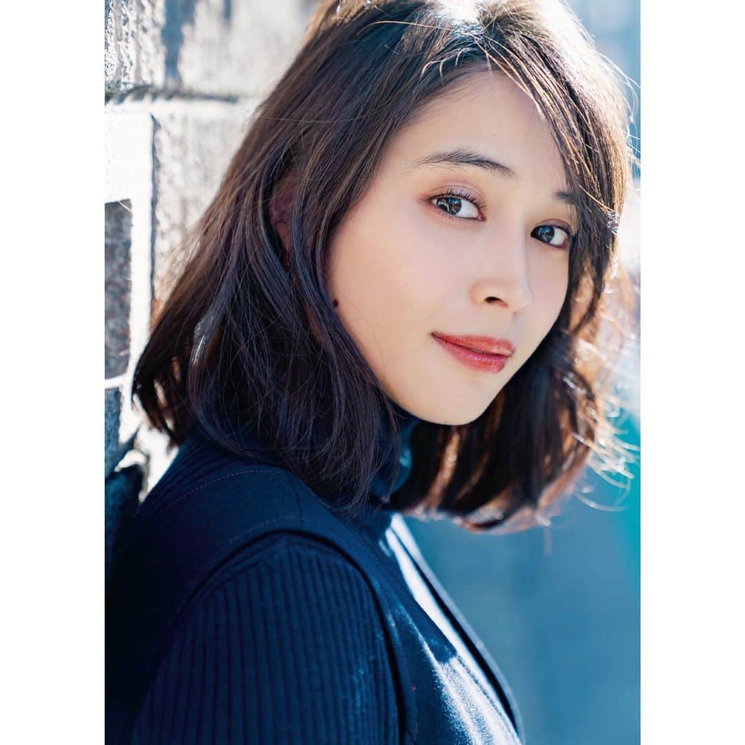 朝倉 豊のインスタグラム：「【#週刊SPA！カバー／中面】 @nikkan_spa 2月4日号 photo: #唐木貴央 氏 model: #広瀬アリス 氏 hairmake: #木内真奈美 氏 #mywork #日刊SPA！ #トップナイフ天才脳外科医の条件  #AI崩壊 #東京五輪聖火リレーランナー」