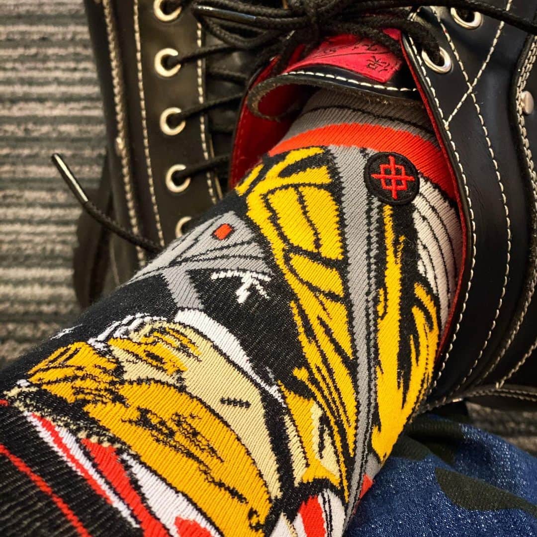 のインスタグラム：「Today's STANCE  #stancesocks  #stance_japan  #starwars  全国的に雪の予報。山形はまだ雪降ってないけど、冷たい雨。だからスターウォーズ。ん？だから？ん？」