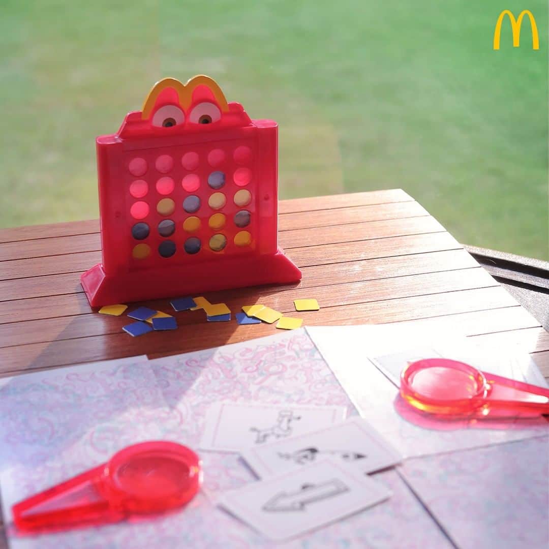 McDonald's Philippinesのインスタグラム：「Ready for some good old fashioned fun with friends? Then drive thru to the nearest McDonald’s to get a Hasbro toy in every Happy Meal.  Tag your friends and invite them to game night!」
