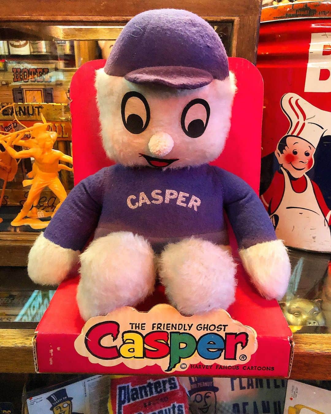 大川知英のインスタグラム：「74's COMMON WEALTH  Casper stuffed toy🇺🇸👻 キャスパーの中でもかなり可愛いtoyでわ ないかと🤡お店でしか出会えないtoy がある🧘🏼‍♂️master shop🏚upi❗️ #casper#stuffedtoy #74s#撃カワ #お店でしか出会えないtoy#mastershop #amecajiboys #takatsubase #アメトイ部キャプテン」