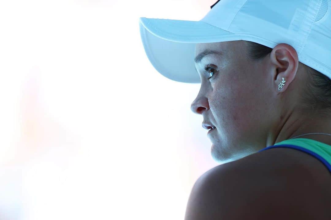 WTA（女子テニス協会）さんのインスタグラム写真 - (WTA（女子テニス協会）Instagram)「The Barty Party continues at the @australianopen! 🇦🇺 @ashbarty is through to the semifinals.」1月28日 13時04分 - wta