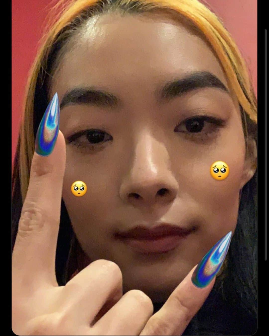 リナ・サワヤマさんのインスタグラム写真 - (リナ・サワヤマInstagram)「shoutout to the pixel who gave me a gorgey mani over Twitter 🥺🥺🥺🥺 ALSO SHOUTOUT BABE @anniemac FOR MAKING COMME DES GARÇONS TRACK OF THE WEEK ON @bbcradio1 !!!!」1月28日 19時05分 - rinasonline