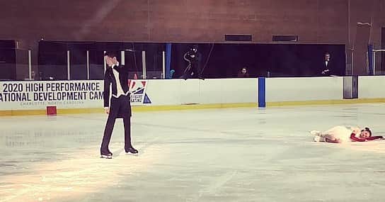 シネイド・ケアーのインスタグラム：「Really Great performances by every single team who performed tonight in “You Will Be Found” #USFSA Performance Camp Ice Dance show🎉🎉 You guys brought the audiences and judges to tears (in a good way..!) Obviously super proud of this pair😁」