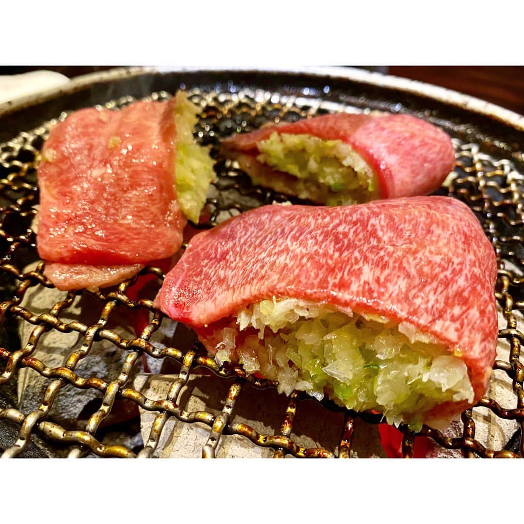 中田奈沙さんのインスタグラム写真 - (中田奈沙Instagram)「🍖✖︎🍚 事務所の仲良し恒例の焼肉会❤️ 今回は @narita_saki は不在。 @nagase_kaoru と @ami_n0318 と✨ 目黒の《焼肉ぽんが》にて。 2020年焼肉はじめでした。 * #奈沙ログ #奈沙ログin目黒 * #noricenolife #やっぱり米が好き * #yakiniku #koreanbbq #mrguro #foodie #foodgasm #foodpic #foodlorn #instafood #foodstagram #beef #rice #tokyo #焼肉  #焼肉ぽんが #ぽんが #目黒 #白米 #大ライス #グルメ #ネギたん #肉 #腹パン #女子会 #おいしい #米 #東京」1月28日 14時29分 - nasa_nakada