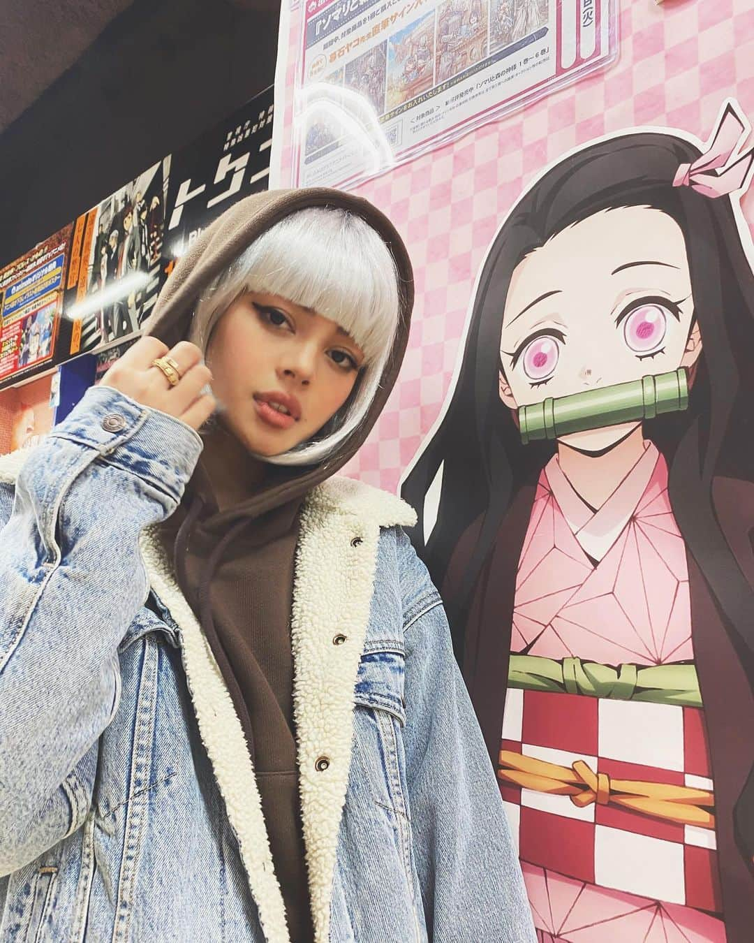 リリーマイマックさんのインスタグラム写真 - (リリーマイマックInstagram)「Nezuko & I 😋 guys please give me more anime recommendations! 🙏🏼」1月28日 14時59分 - lilymaymac