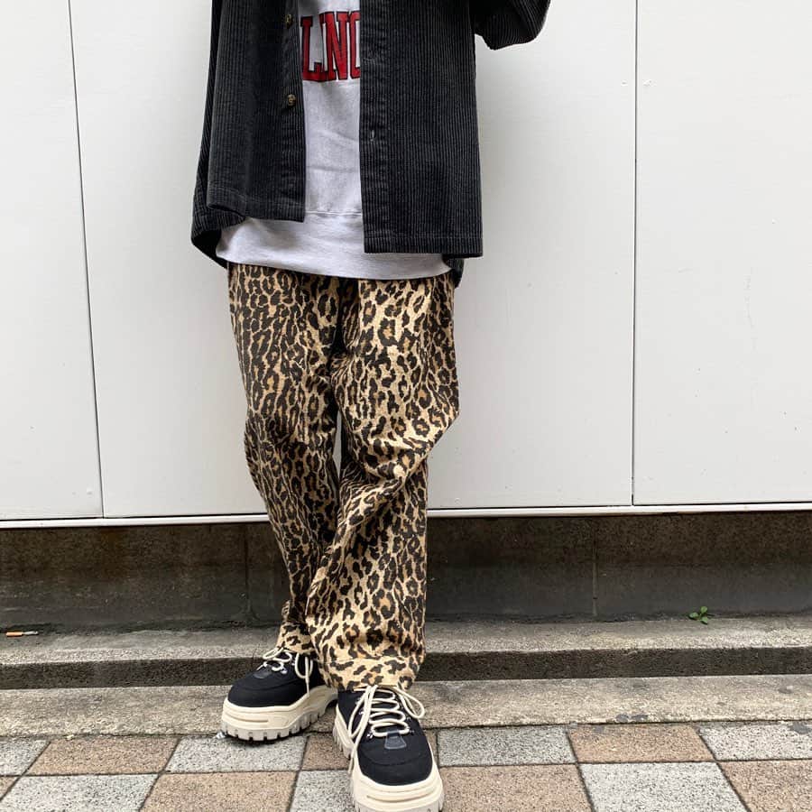 ジャムルさんのインスタグラム写真 - (ジャムルInstagram)「leopard pattern cotton nel pajama pants MADE in USA ¥6200+tax ウエスト 〜120cm 紐で調節可能 全長　107.5cm 股下　72cm 裾幅　22.5cm . 通販も可能です。 お問い合わせはお電話で承ります。 .  #お問い合わせはお電話で承ります #jammru #osaka  #fashion  #streetstyle  #streetfashion  #vtg  #vintage  #used  #usedclothing  #古着 #古着屋 #ファッション #70s #80s #90s」1月28日 15時49分 - jammru