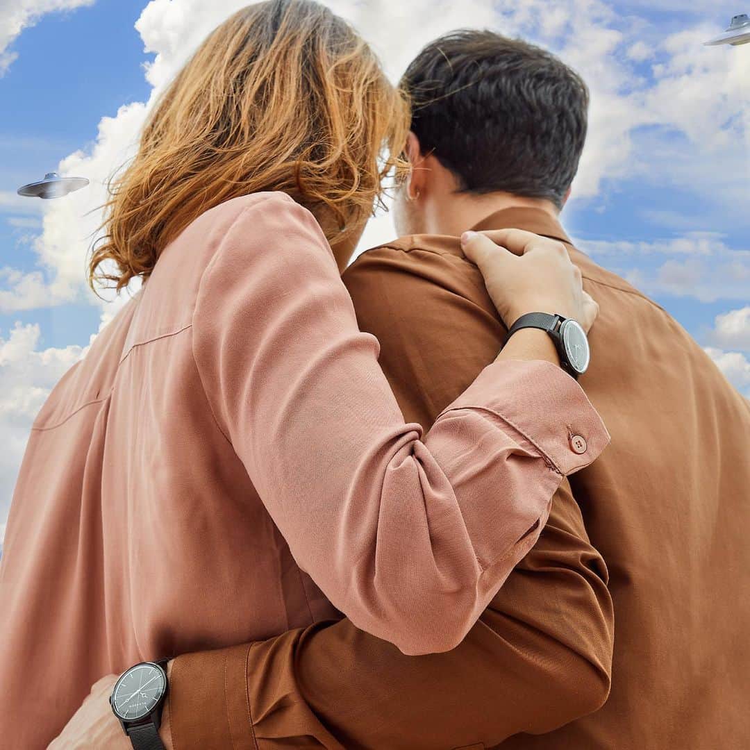 KLASSE14さんのインスタグラム写真 - (KLASSE14Instagram)「Admire the mystery in the sky...together. Valentine’s day is just around the corner, pair up with your loved ones with our latest collection, Disco Volante. #klasse14 #ordinarilyunique #discovolante #watch #couplewatch #fashion #flyingsaucer #scifiworld #valentines #futuristic」1月28日 16時08分 - klasse14
