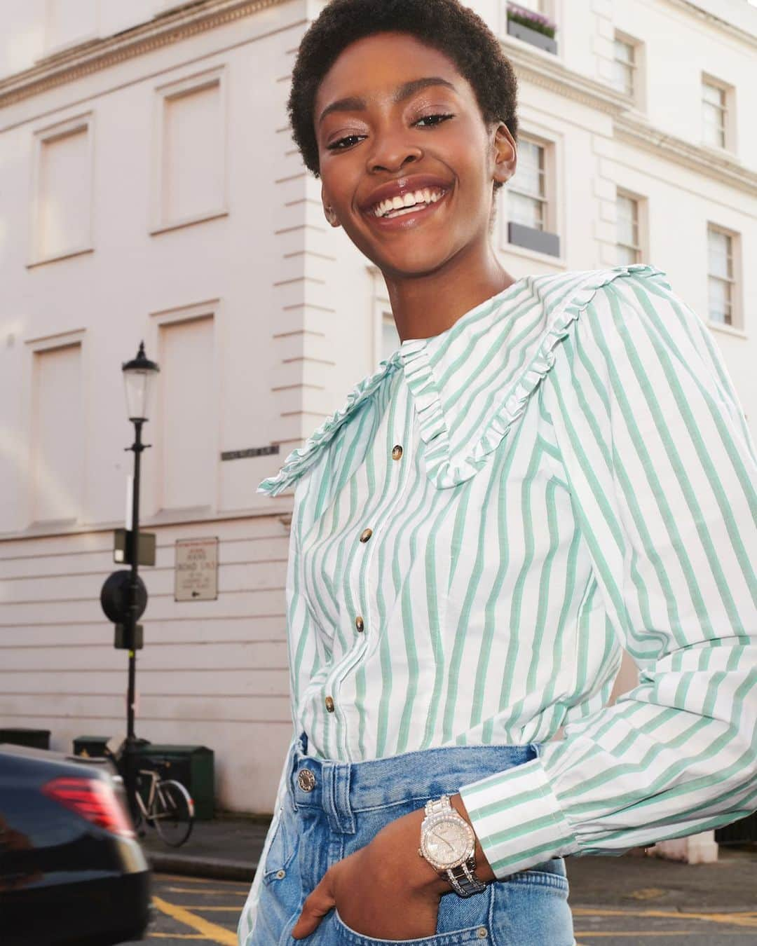 Harrodsさんのインスタグラム写真 - (HarrodsInstagram)「HOW TO WEAR HARRODS | Candy stripes, balloon sleeves and ruffles... Oh my! More is more when it comes to this season's shirting, perfectly finished by a @rolex watch. What else?  Find @ganni and @isabelmarant in Designer Studio on the First Floor and @rolex in Fine Watches on the Ground Floor.  Photographer: @andrewwoffinden Styling: @marinapamies  #Harrods #HarrodsFashion #HarrodsFineWatches」1月29日 3時01分 - harrods