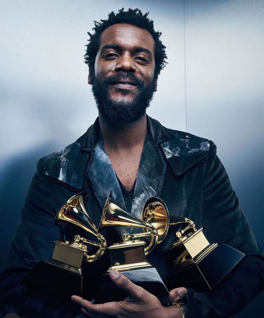 ニコール・トルンフィオさんのインスタグラム写真 - (ニコール・トルンフィオInstagram)「So proud of you @garyclarkjr 👑 so much hard work, sacrifice and dedication.... I’m in awe of your focus, your TALENT, your curiosity about music and your own craft, endless hours going deeper into the unknown, how you can evolve and expand as an artist and your LOVE for music. You NEVER cease to amaze me and. You are unparalleled. And on top of all of that, the most beautiful human being I have ever encountered. I love you. This was well deserved. 4 GRAMMYS NOW! and many more to come!」1月29日 3時27分 - nictrunfio