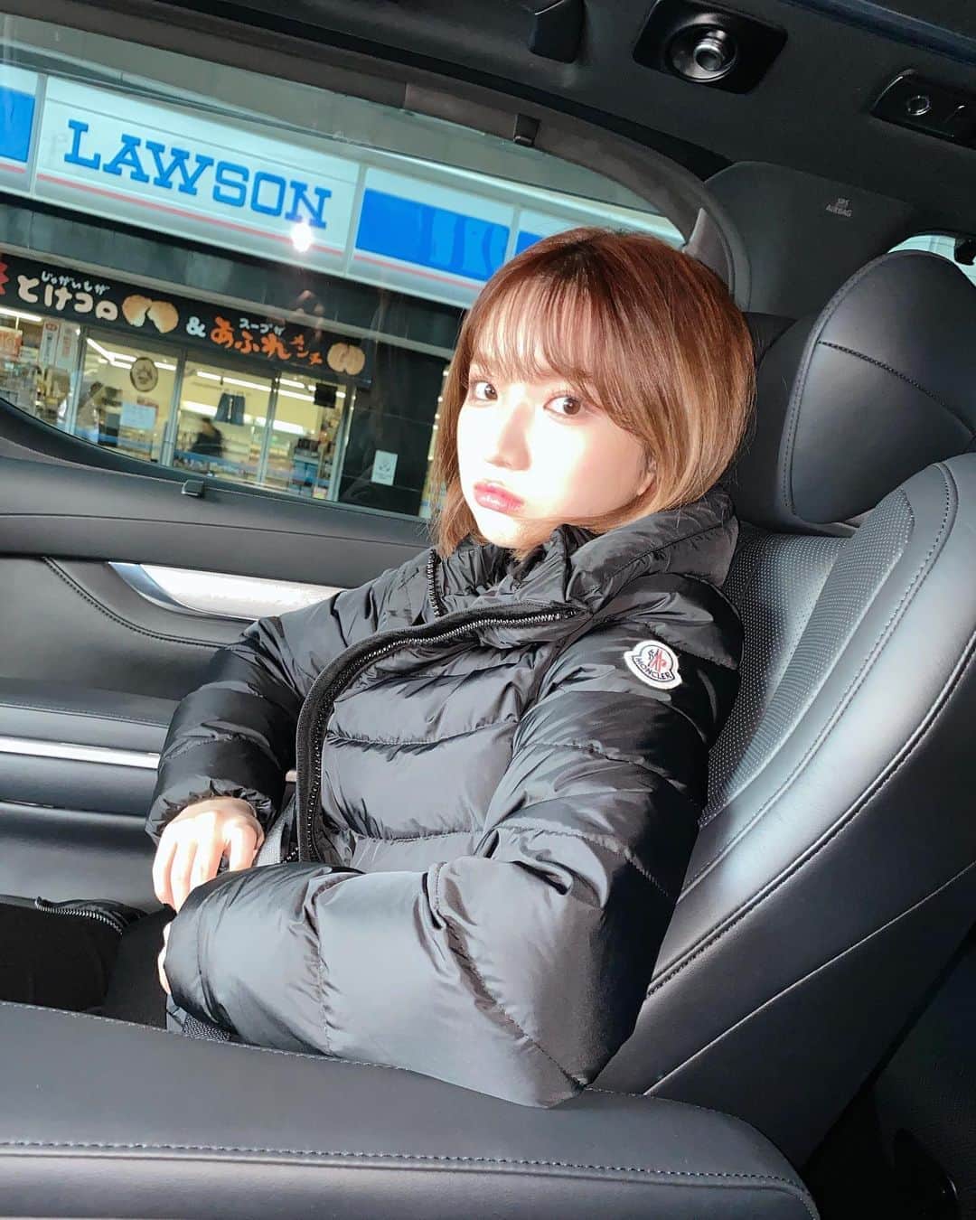 南りほのインスタグラム：「みなさん、風邪には気をつけて🙁」