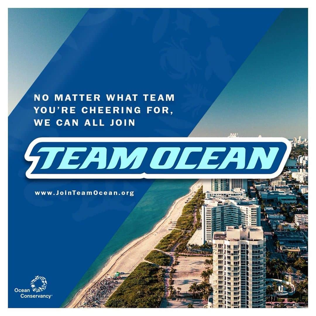 カロリナ・クルコヴァさんのインスタグラム写真 - (カロリナ・クルコヴァInstagram)「No matter what team you're rooting for in the #SuperBowl, there's one team we can all support: #TeamOcean! @OceanConservancy is doing game-changing work to protect the wildlife and communities that depend on a healthy ocean, and I'm all in on supporting them. Click the link in @OceanConservancy's bio to find out how YOU can join #TeamOcean, too!」1月28日 19時40分 - karolinakurkova