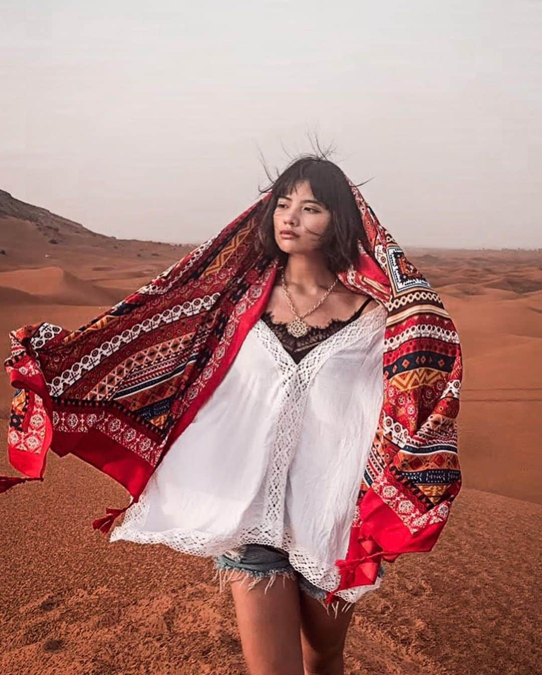 VIENNAさんのインスタグラム写真 - (VIENNAInstagram)「🐫 ・ ・ ・ #dubai#uae#reddunesafari#desert#travel#like4like#follow4follow#followforfollow#travel#trip#diet#sexy#likeforlike#makeup#tagsforlikes#f4f#vsco#lightroom#コーデ#おしゃれさんと繋がりたい#ボブ#ダイエット#写真好きな人と繋がりたい#ドバイ#砂漠#インスタ映え」1月28日 19時53分 - viennadoll_official