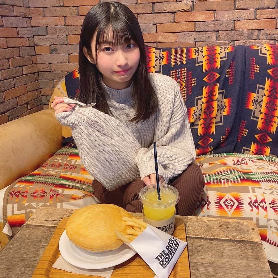 本島莉々果のグルメインスタ