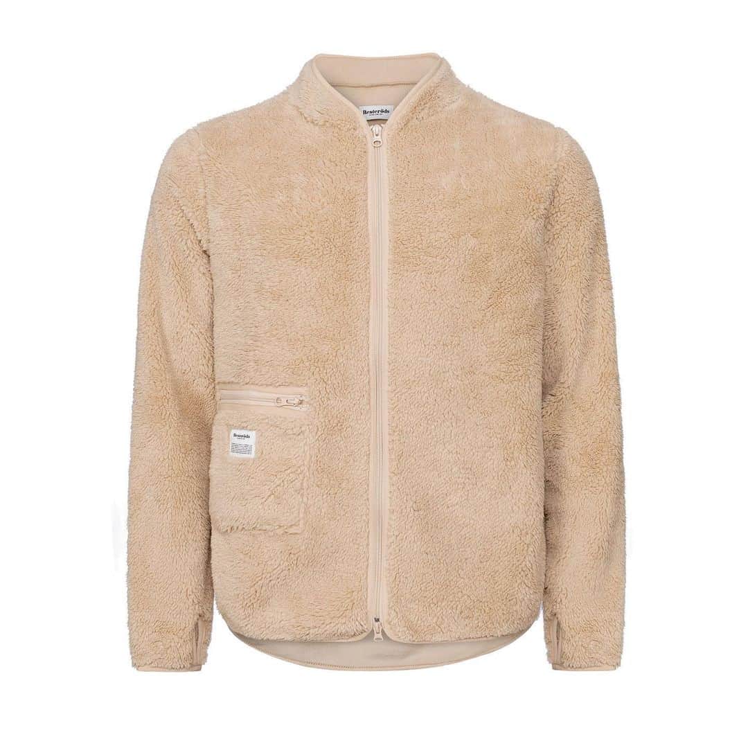 レステロッズのインスタグラム：「Beige.」