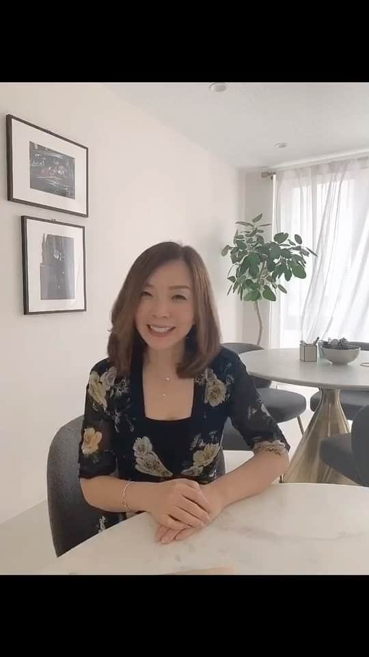のインスタグラム：「インスタストーリーで募集をした 質問にお答えしました。  オンラインサロン ♦︎ Grace Salon  恋愛、夫婦、仕事子育て、 グローバルマインドについて、 動画で学べます。 @hirokograce プロフURLより」
