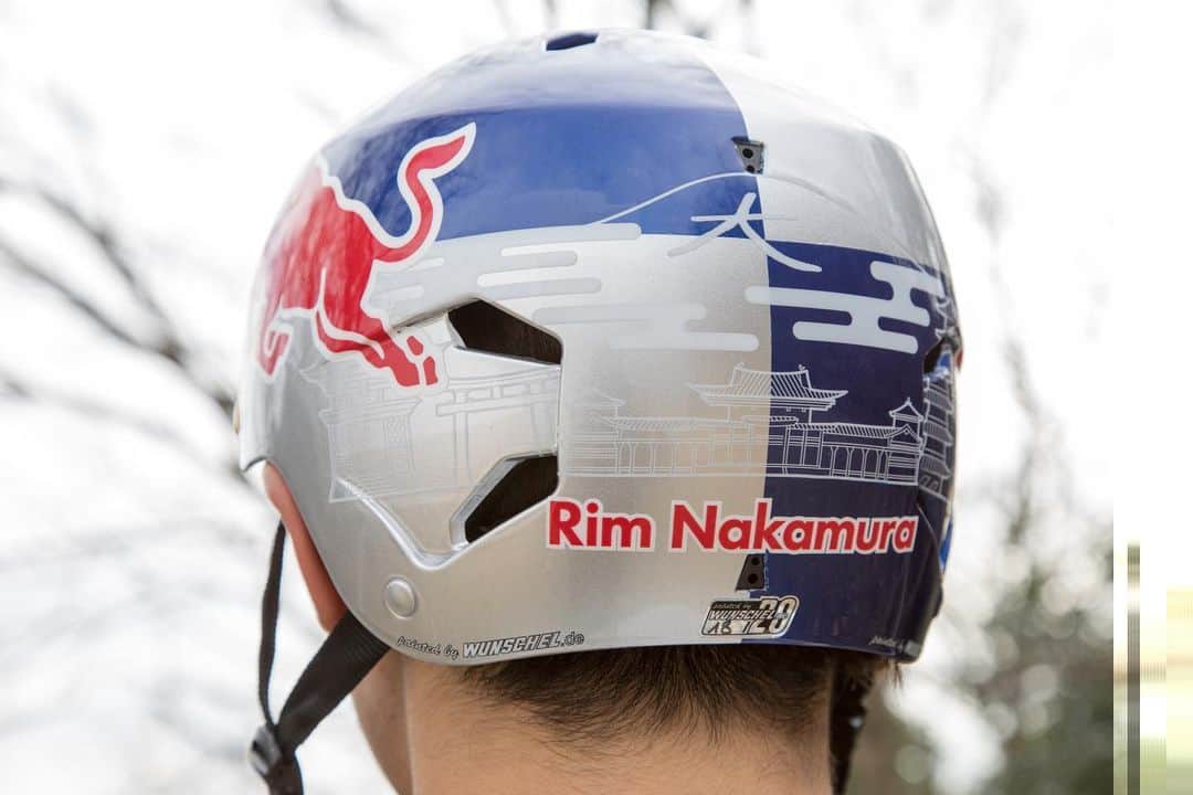 中村輪夢さんのインスタグラム写真 - (中村輪夢Instagram)「Loving my new helmet.  Special thanks @redbulljapan @bern_japan  新しいヘルメットかっこよくなった😎 レペゼン京都⛩🏯🗻」1月28日 21時27分 - rimbmx