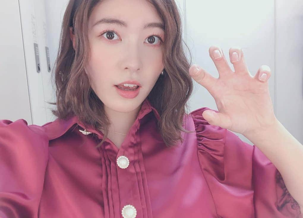 松井珠理奈さんのインスタグラム写真 - (松井珠理奈Instagram)「[January 28, 2020] — Matsui Jurina Twitter update.  Today, I had TV recording for the first time in a while❤️ Please look forward to the broadcast🎵  eng trans by; arjurina.」1月28日 22時53分 - jurinaupdates